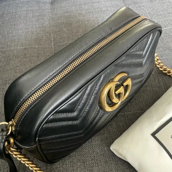 GUCCI GG Marmont small matelassé camera bag black - Picture 9 of 15